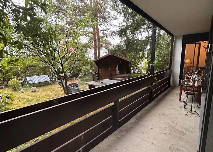 Oli Munich Suburb Garden Balcony Daire Gräfelfing